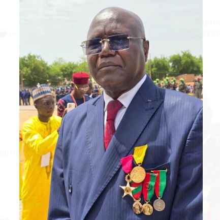 AFRIQUE :: Manifesto : Merhoye Laoumaye awarded the Laurier-vers :: AFRICA Manifesto : Merhoye Laoumaye awarded the Laurier-vers